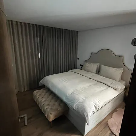 펜션 De Lujo Maravillosa 5 ,6 Banos ,piscina Wifi En Marbella