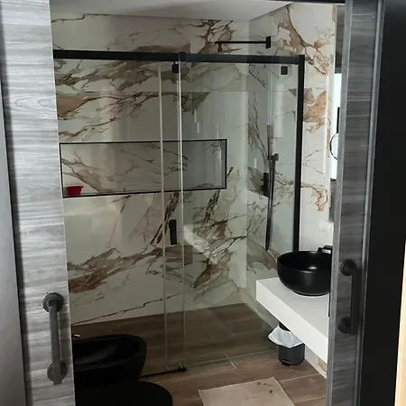 De Lujo Maravillosa 5 ,6 Banos ,piscina Wifi En Marbella Nyaraló