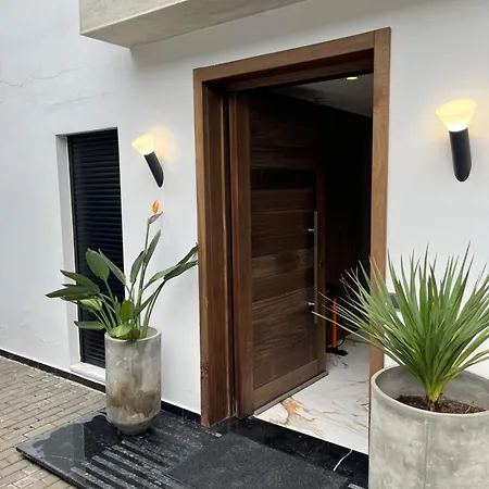 De Lujo Maravillosa 5 ,6 Banos ,piscina Wifi En Marbella 펜션 *