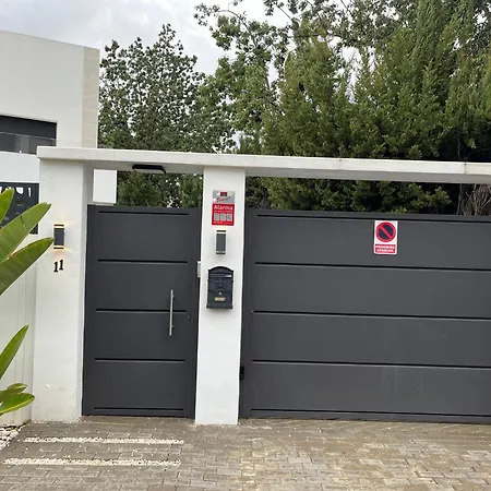 De Lujo Maravillosa 5 ,6 Banos ,piscina Wifi En Marbella 펜션 에스테포나