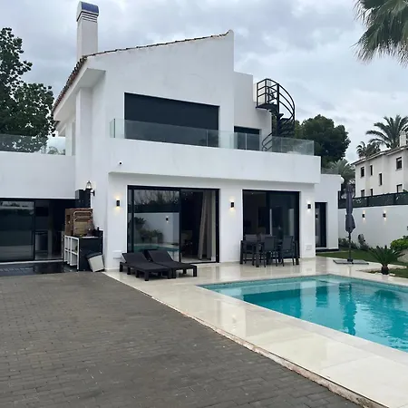 Nyaraló De Lujo Maravillosa 5 ,6 Banos ,piscina Wifi En Marbella Estepona